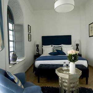 Ahlam Deluxe Room